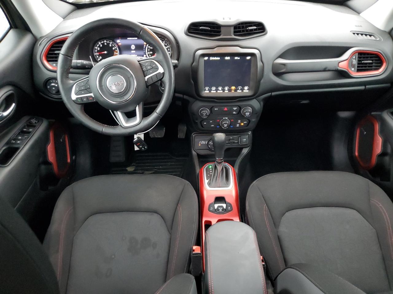 2021 Jeep Renegade - Image 8