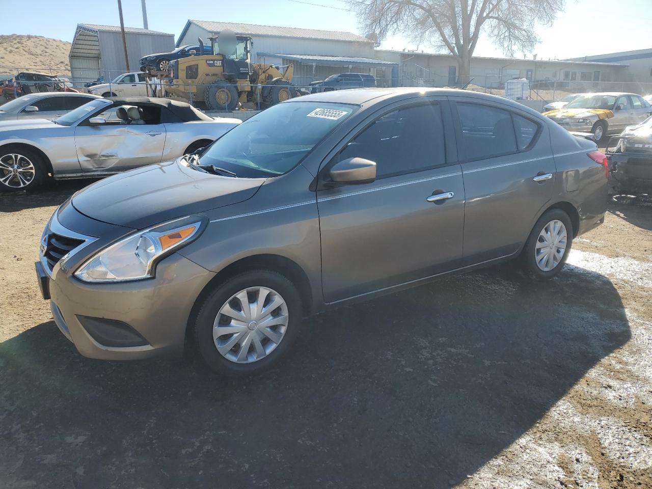 2015 Nissan Versa - Image 1