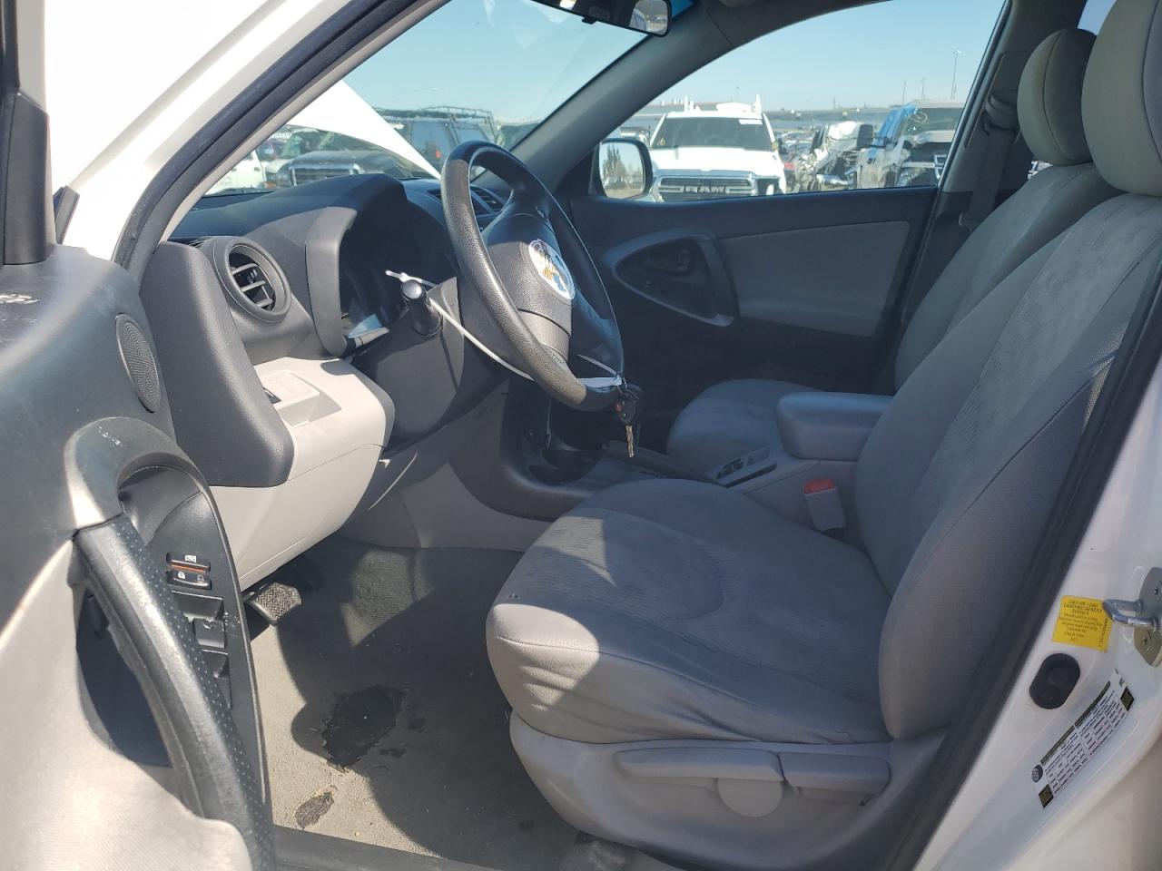 2011 Toyota RAV 4 - Image 7