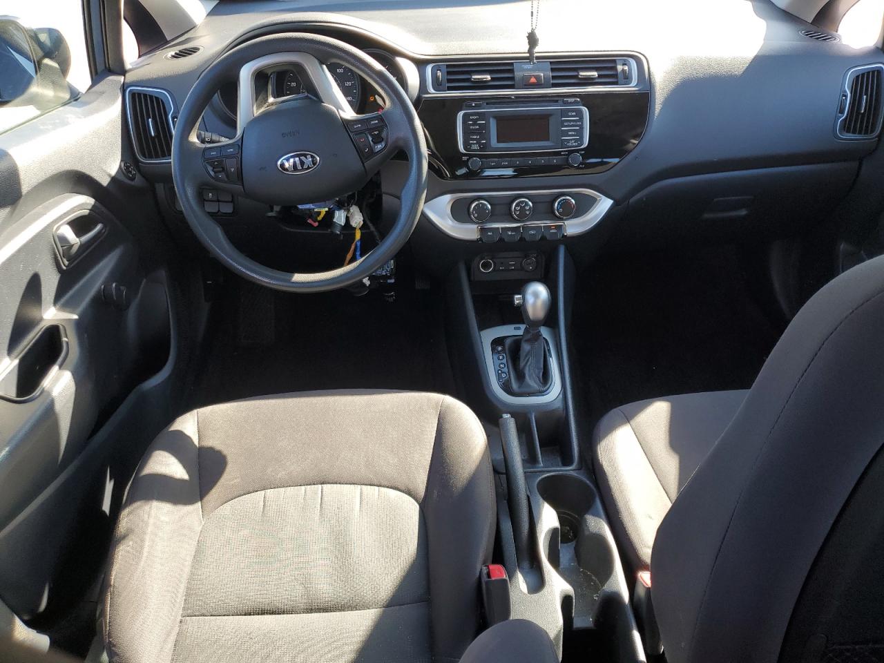 2016 Kia Rio - Image 8