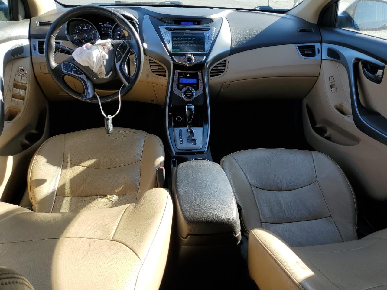 2013 Hyundai Elantra - Image 8