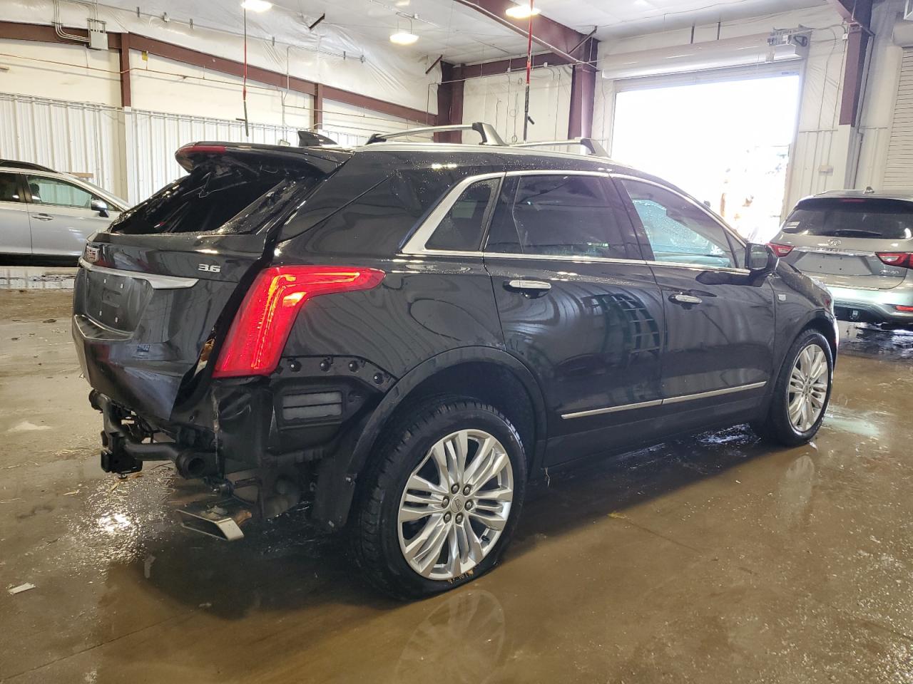 2019 Cadillac XT5 - Image 3