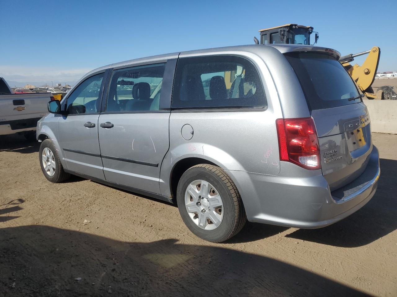 2013 Dodge Caravan - Image 2