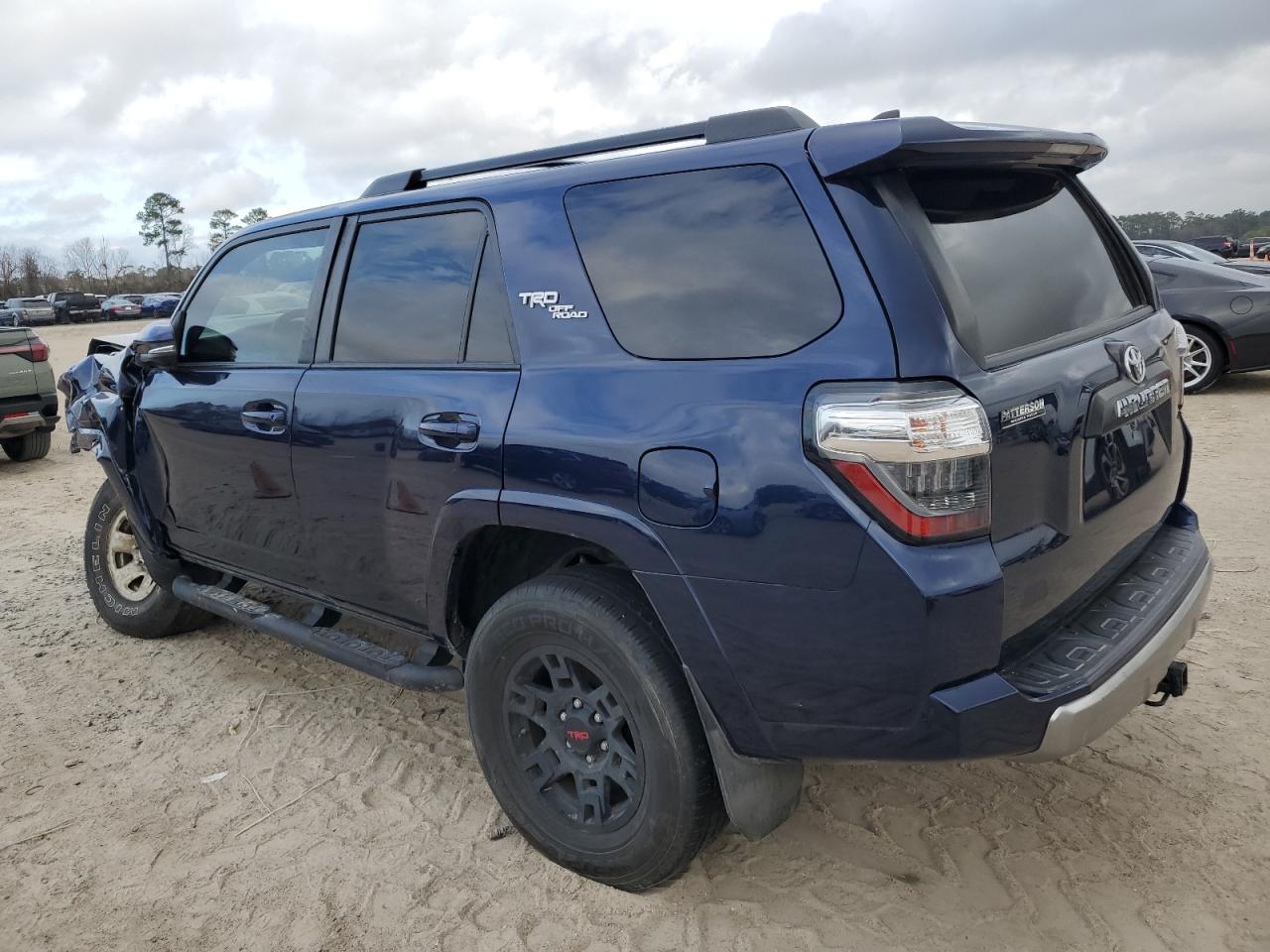 2020 Toyota 4Runner - Image 2