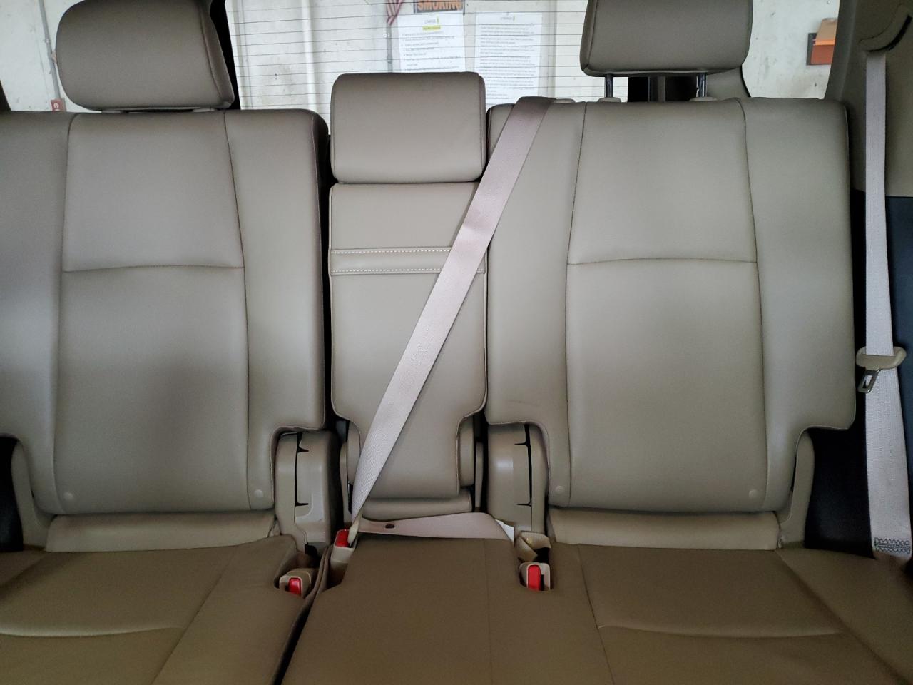 2013 Toyota 4Runner - Image 10