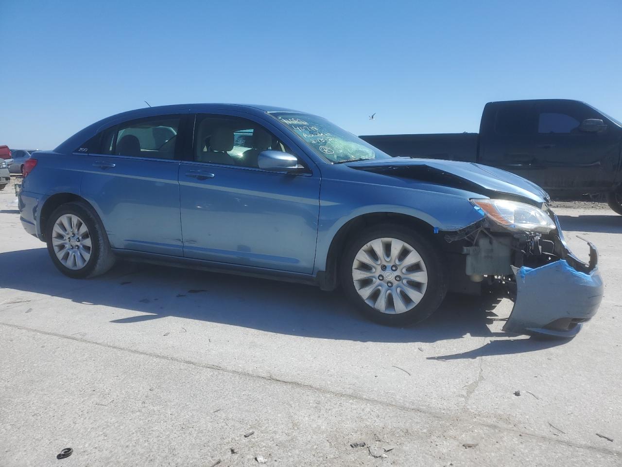 2011 Chrysler 200 - Image 4