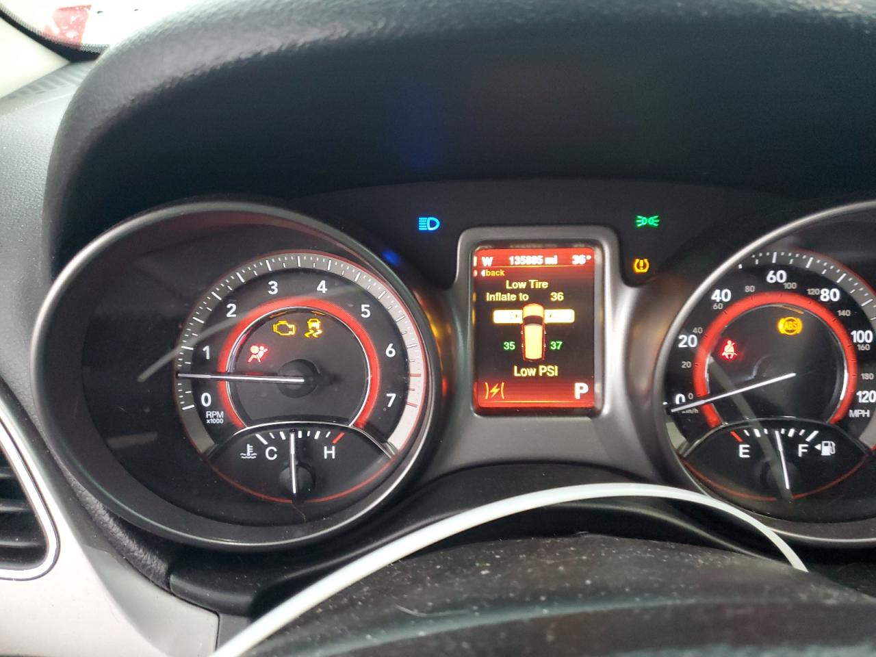 2015 Dodge Journey - Image 9