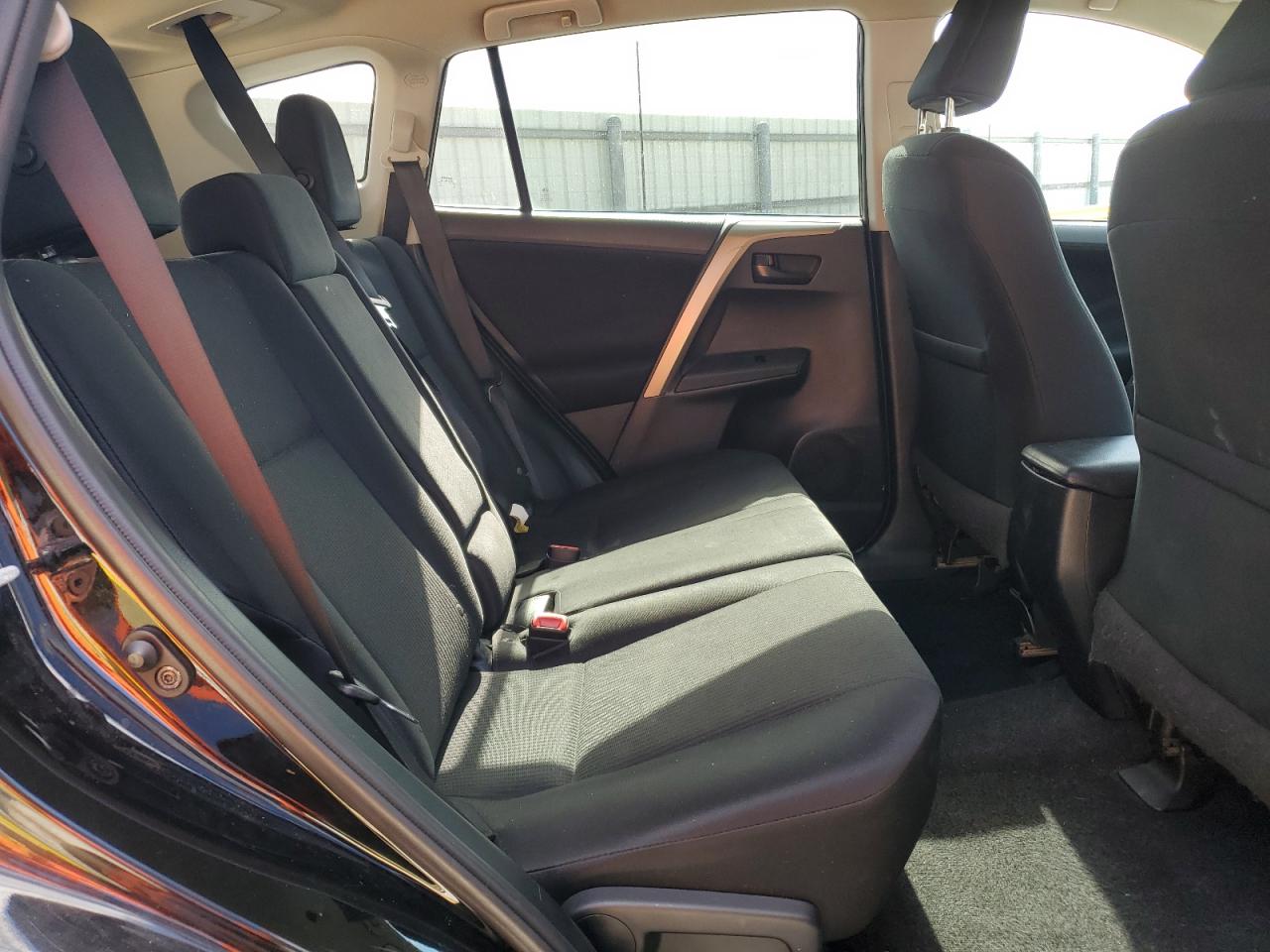 2014 Toyota RAV 4 - Image 11