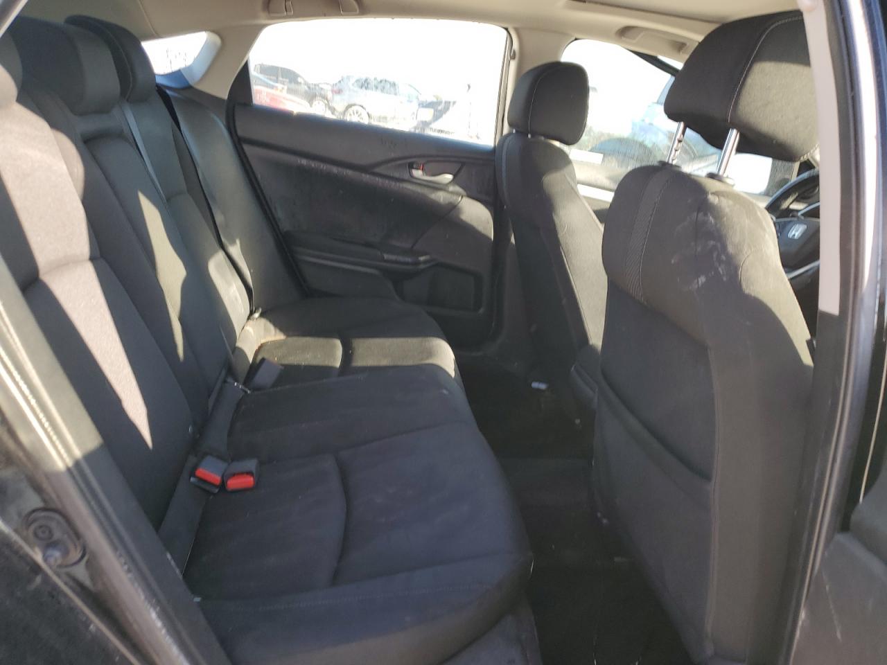 2018 Honda Civic - Image 10