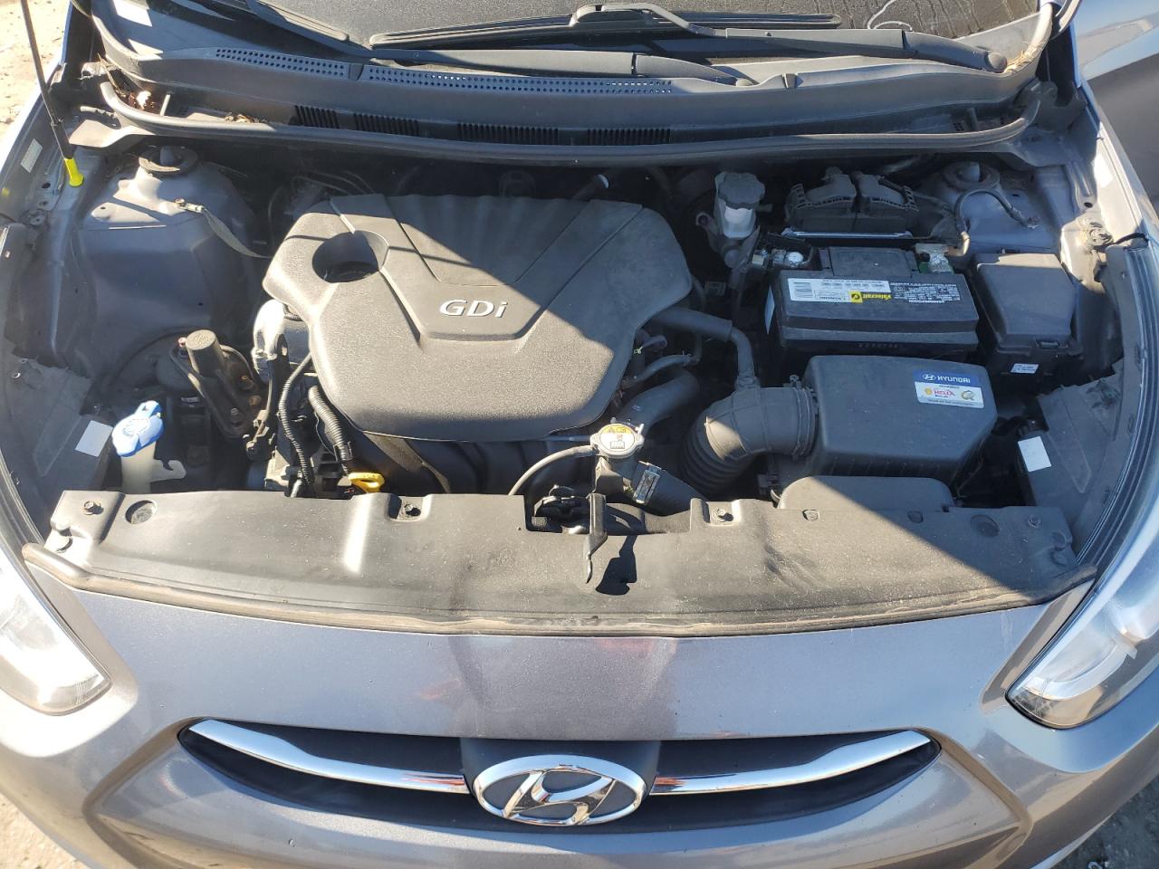 2015 Hyundai Accent - Image 11