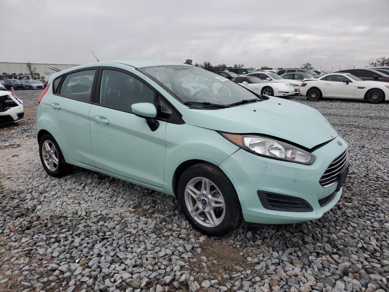 2017 Ford Fiesta - Image 4