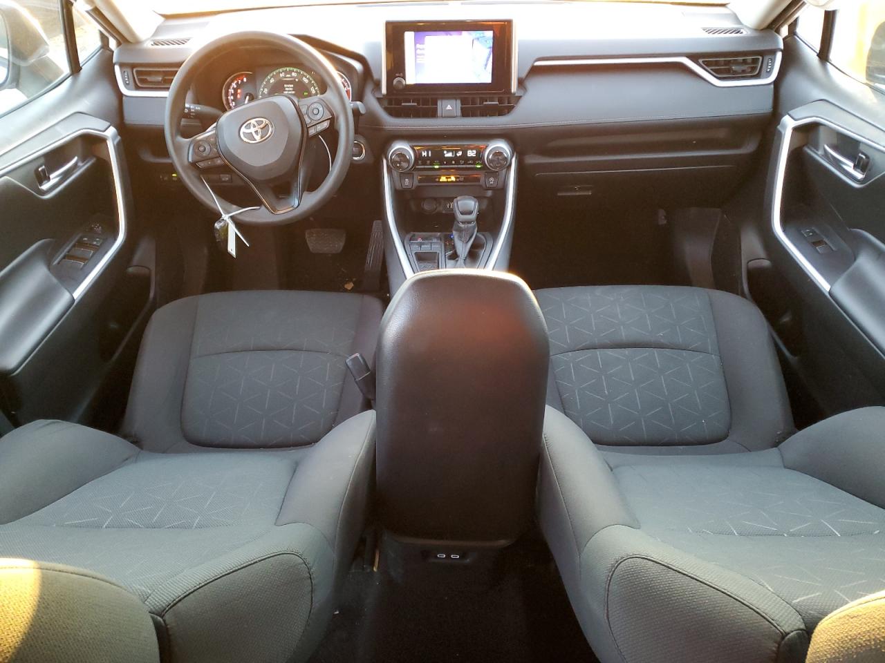 2023 Toyota RAV 4 - Image 8