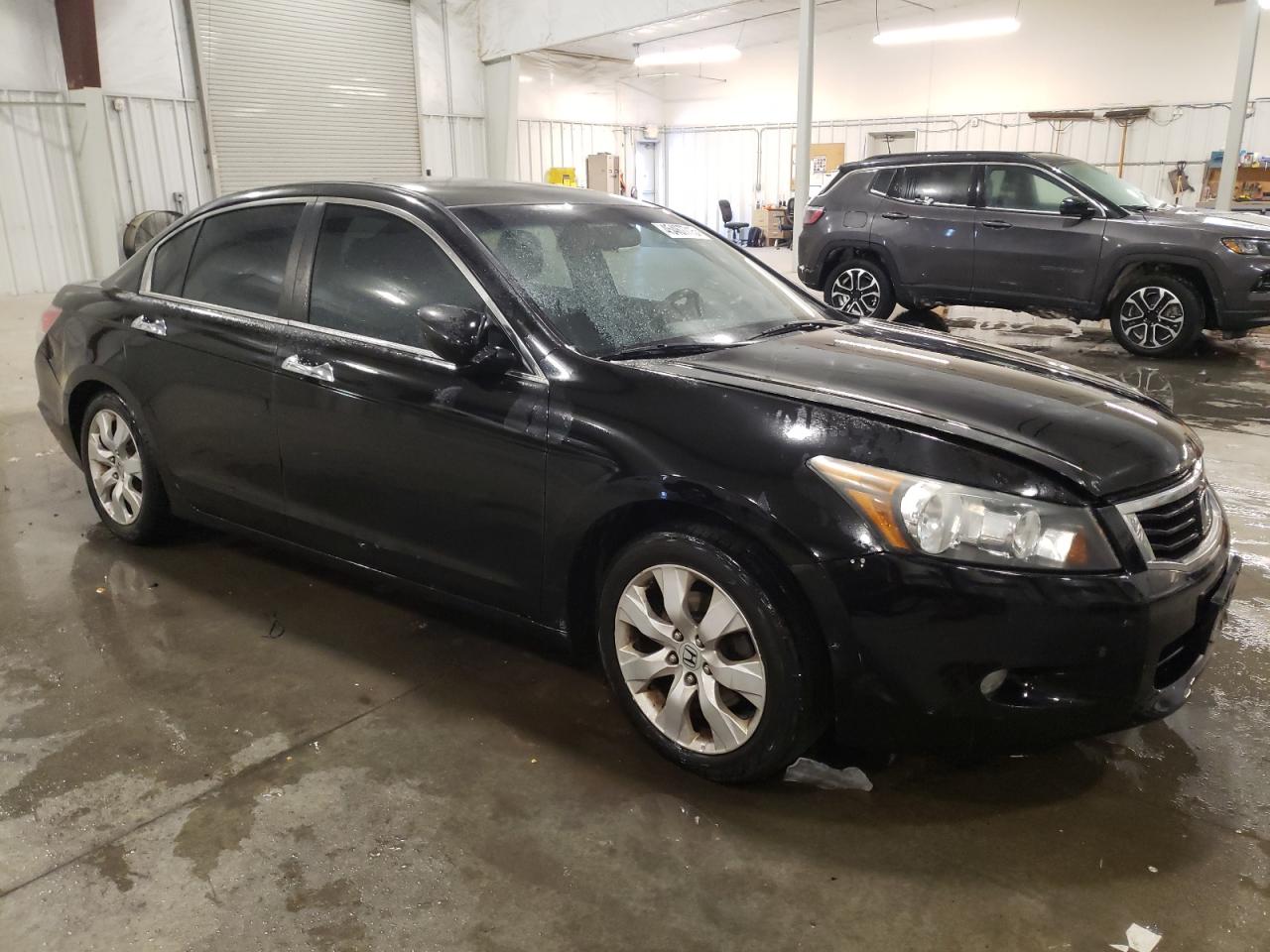 2010 Honda Accord - Image 4