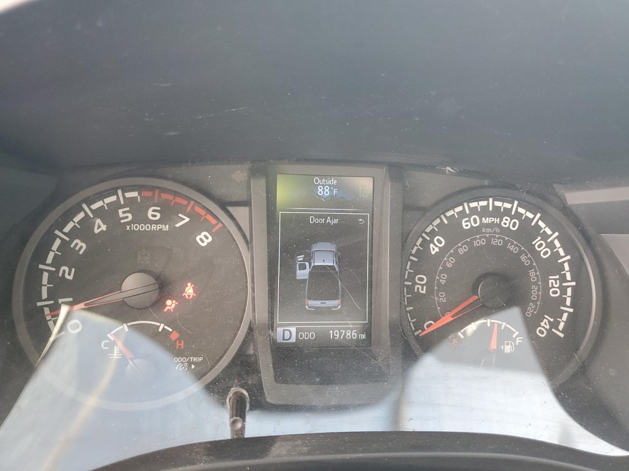 2022 Toyota Tacoma - Image 9