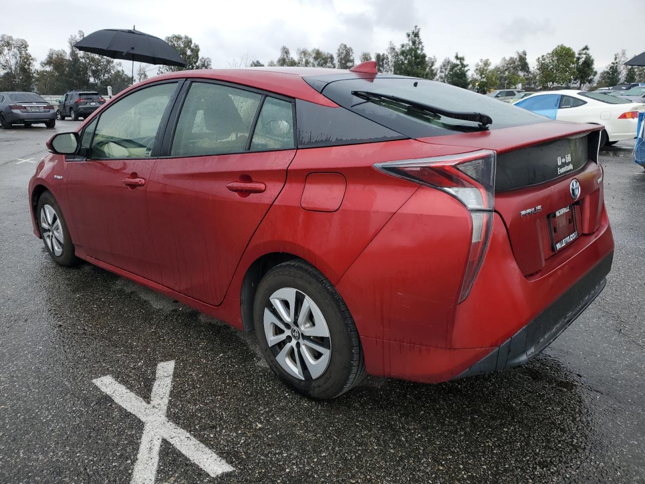 2016 Toyota Prius - Image 2