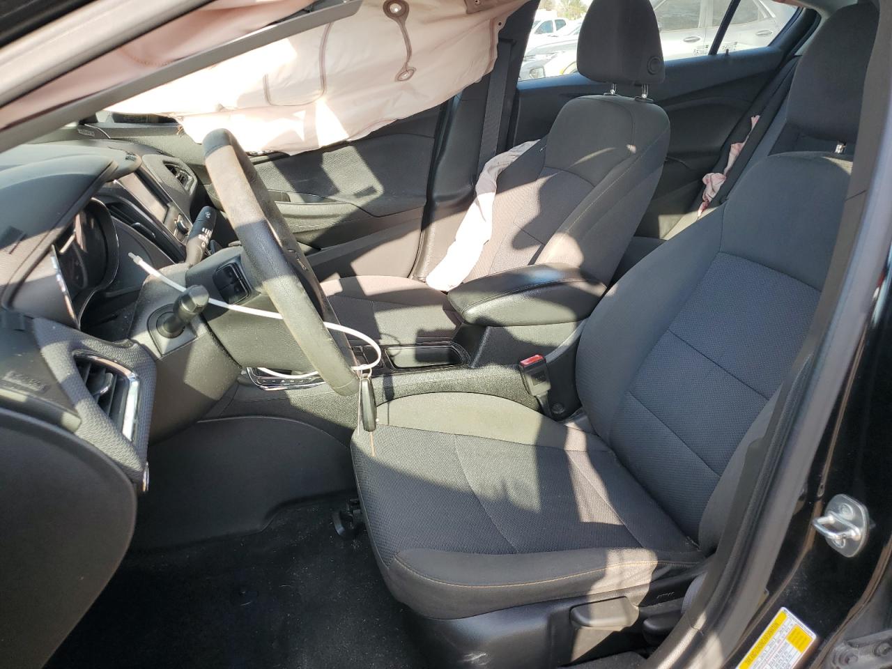 2019 Chevrolet Cruze - Image 7