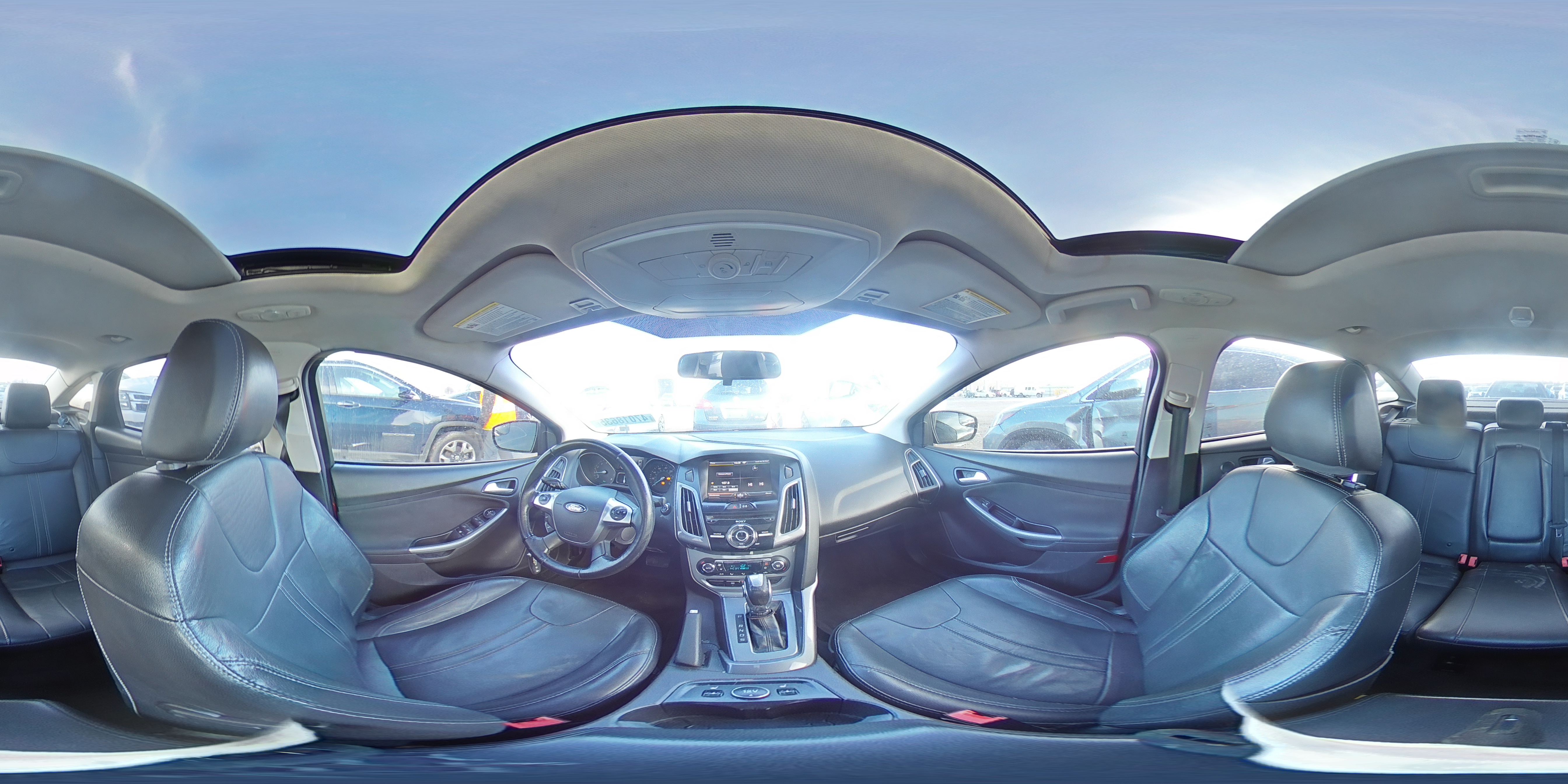 2014 Ford Focus - Image 12