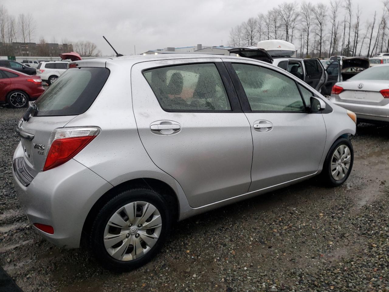 2013 Toyota Yaris - Image 3