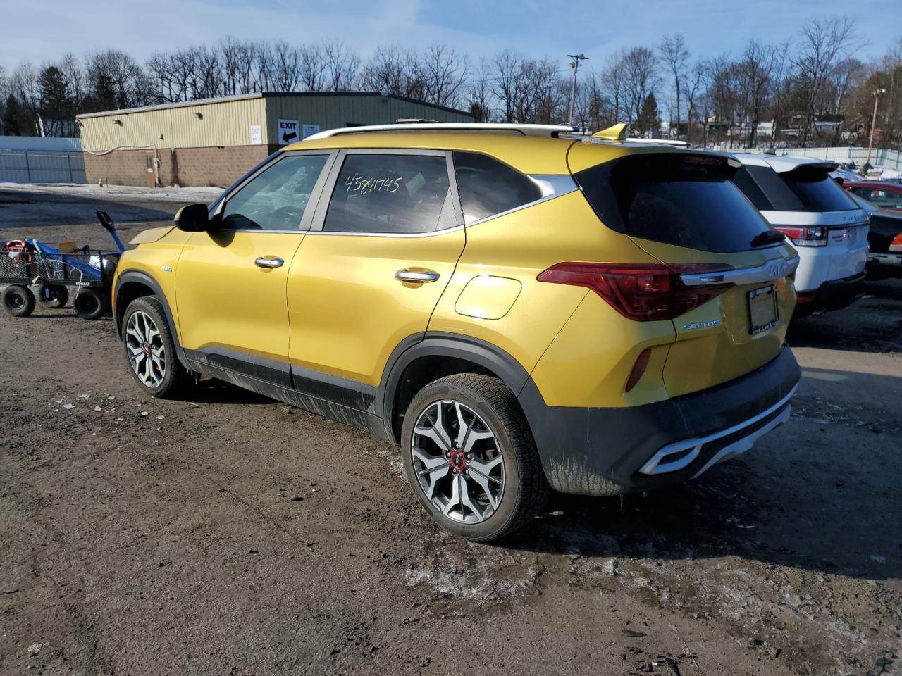 2022 Kia Seltos - Image 2