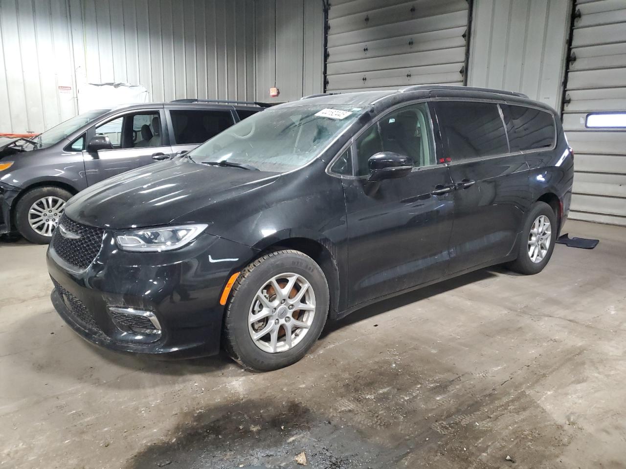 2021 Chrysler Pacifica - Image 1
