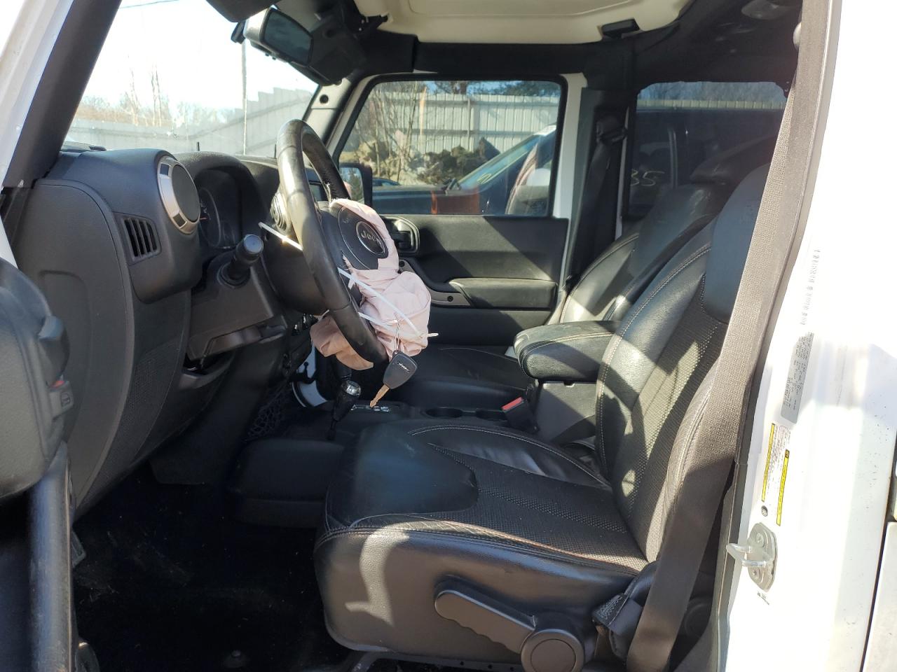 2016 Jeep Wrangler - Image 7