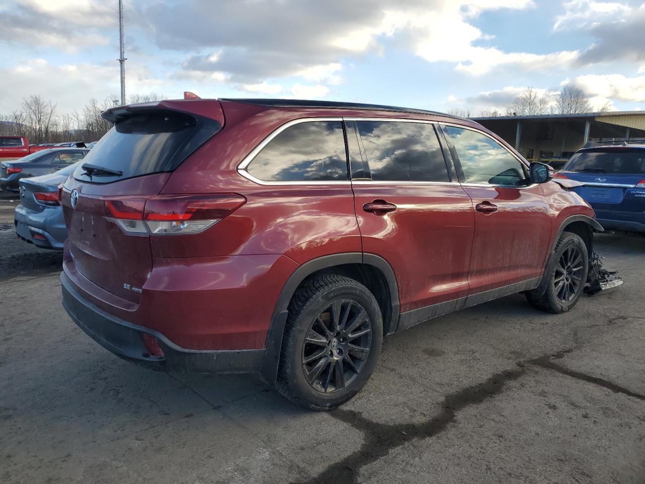 2019 Toyota Highlander - Image 3