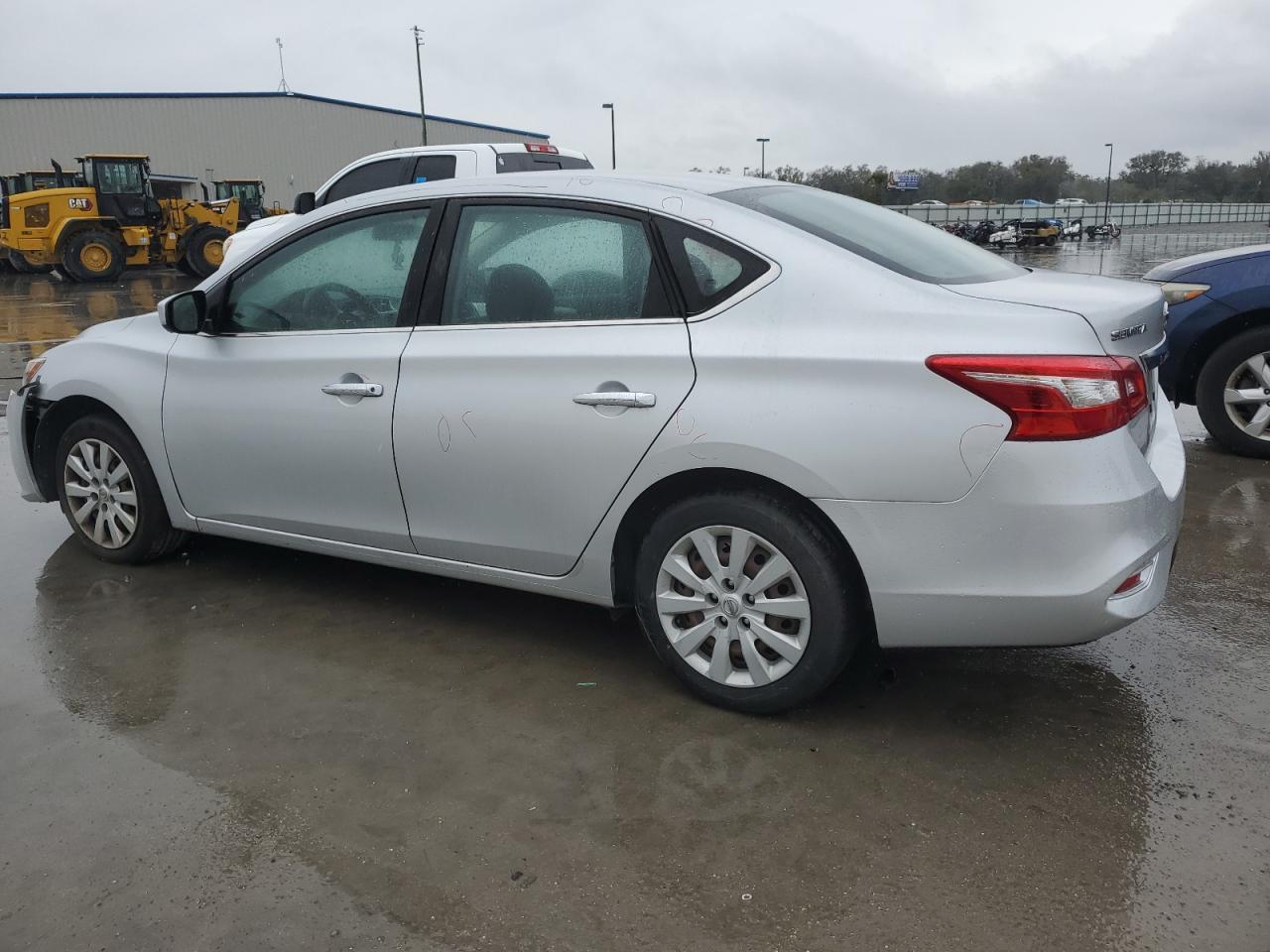 2018 Nissan Sentra - Image 2