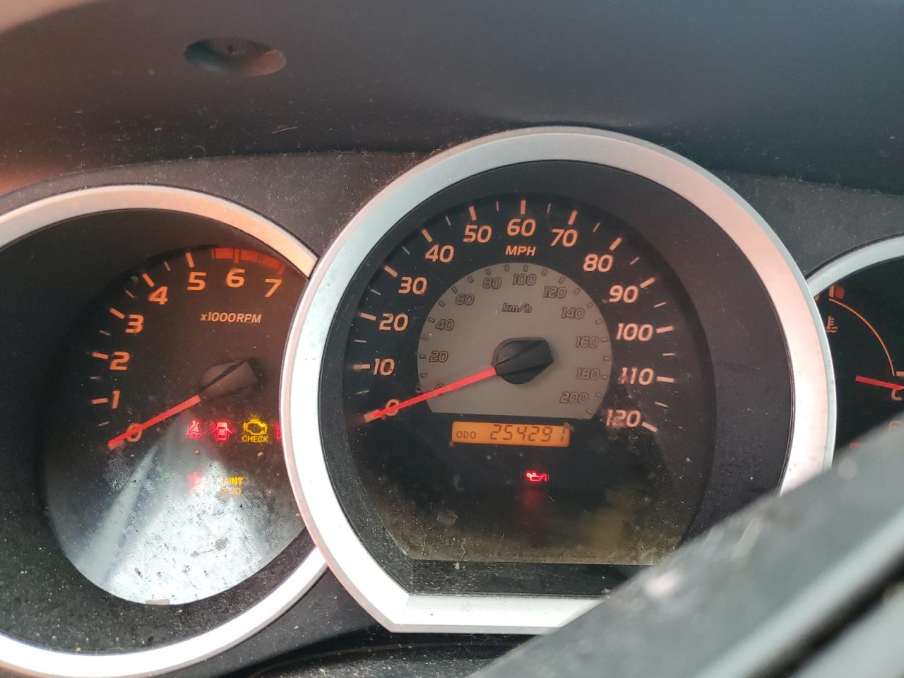 2005 Toyota Tacoma - Image 9