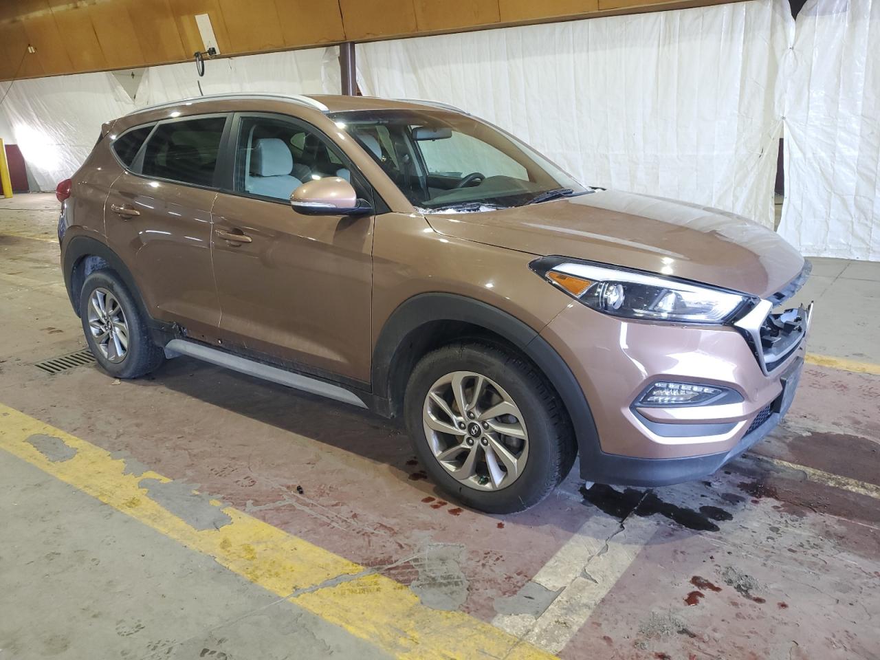 2017 Hyundai Tucson - Image 4