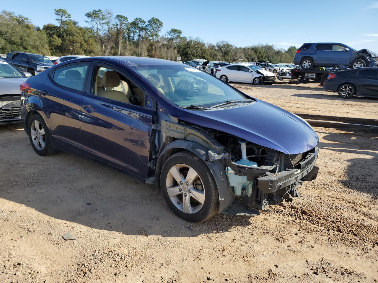 2013 Hyundai Elantra - Image 4