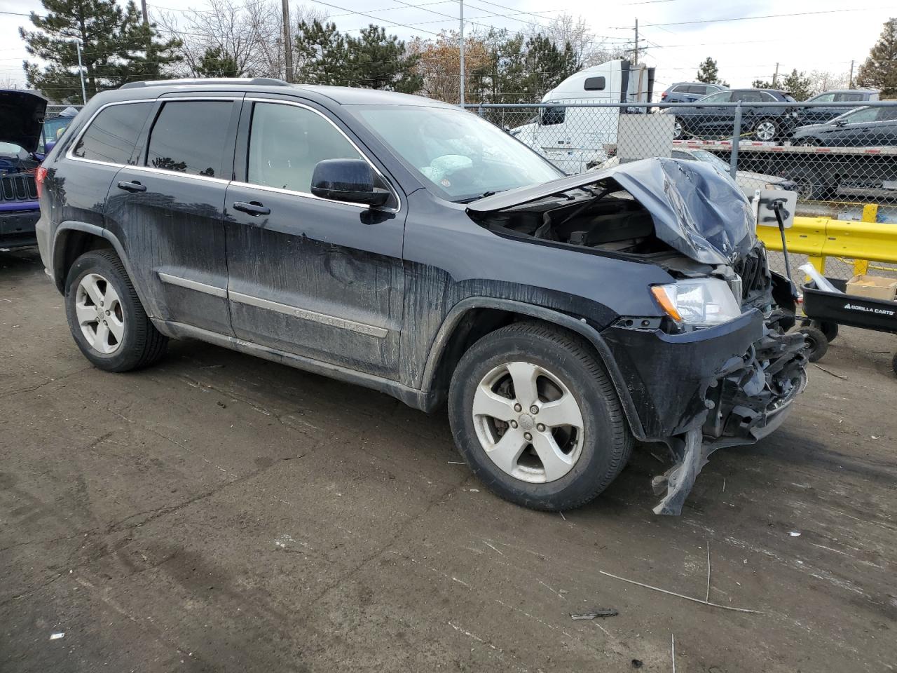 2011 Jeep Grand Cherokee - Image 4
