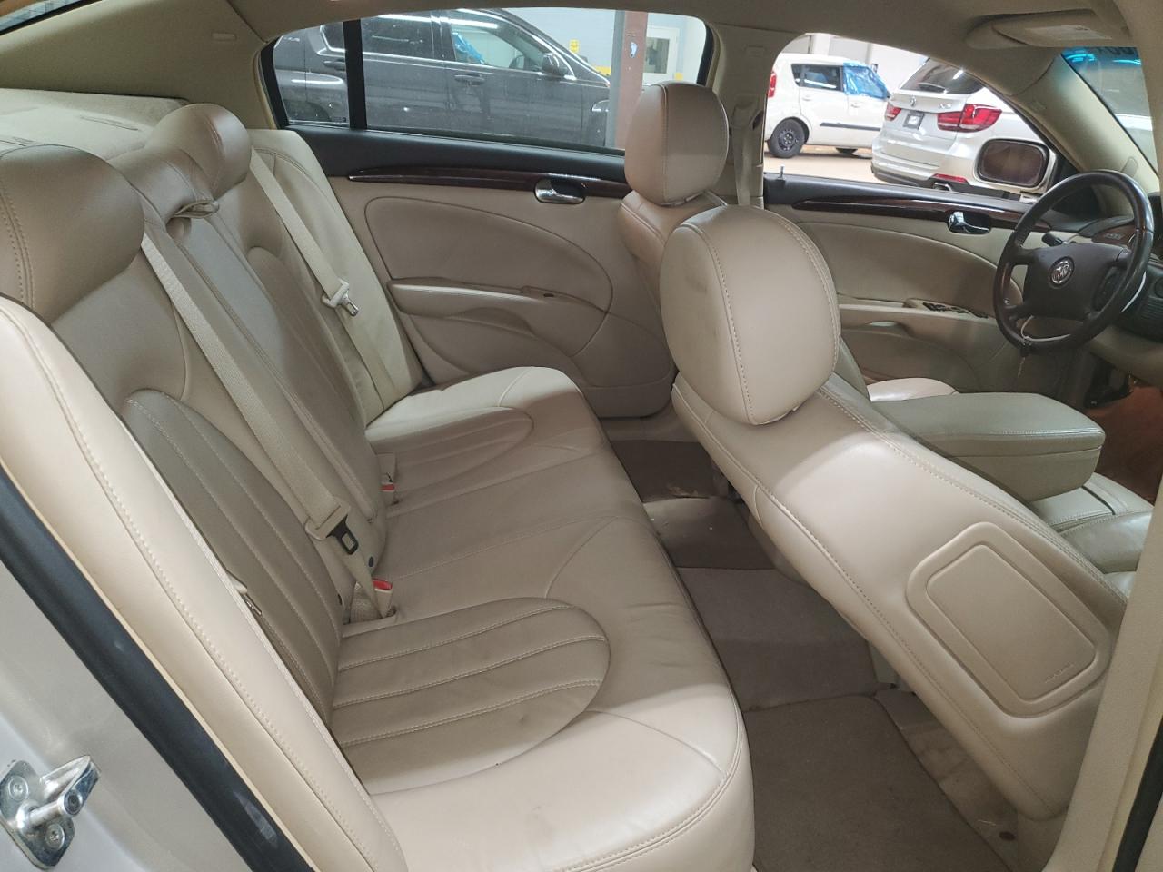 2008 Buick Lucerne - Image 10