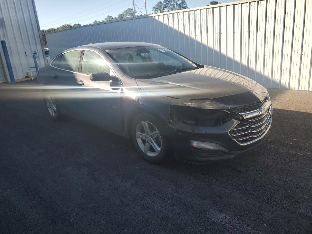 2023 Chevrolet Malibu - Image 4