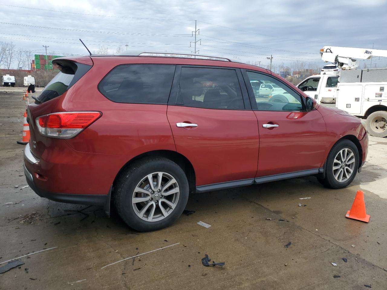 2014 Nissan Pathfinder - Image 3