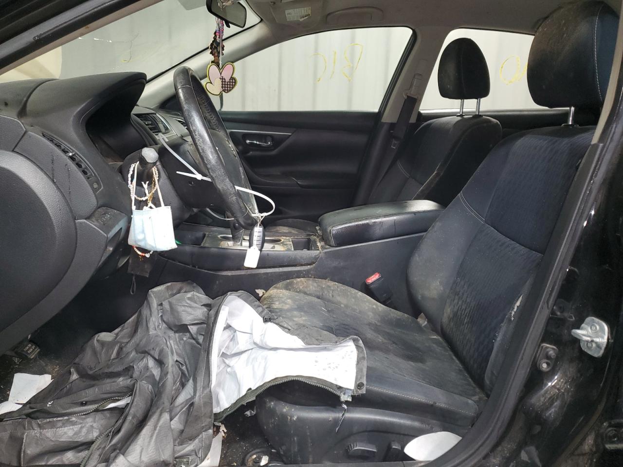 2017 Nissan Altima - Image 7