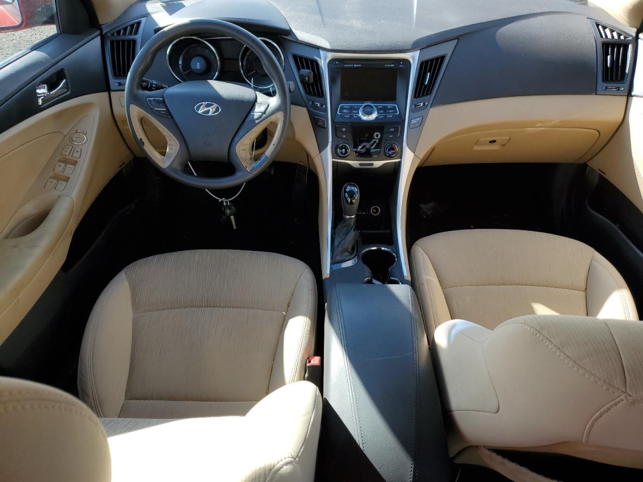 2011 Hyundai Sonata - Image 8