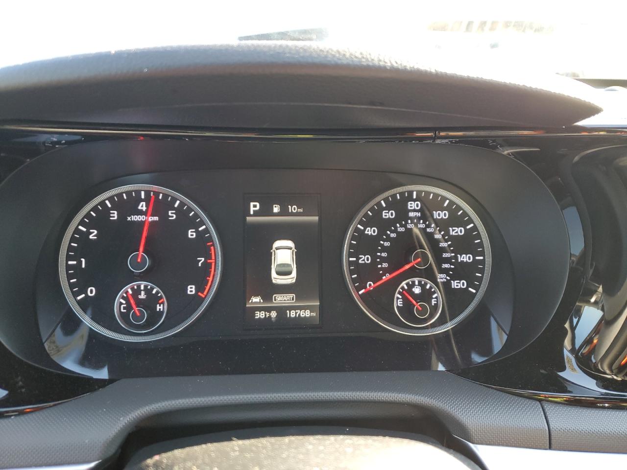 2024 Kia K5 - Image 9