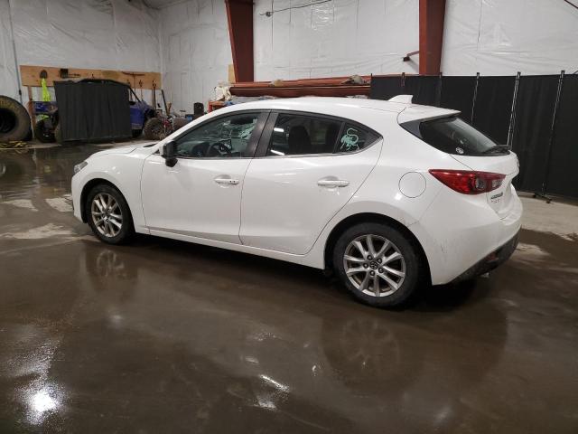  MAZDA 3 2016 Biały