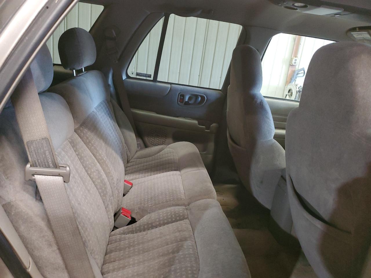 1999 Chevrolet Blazer - Image 11