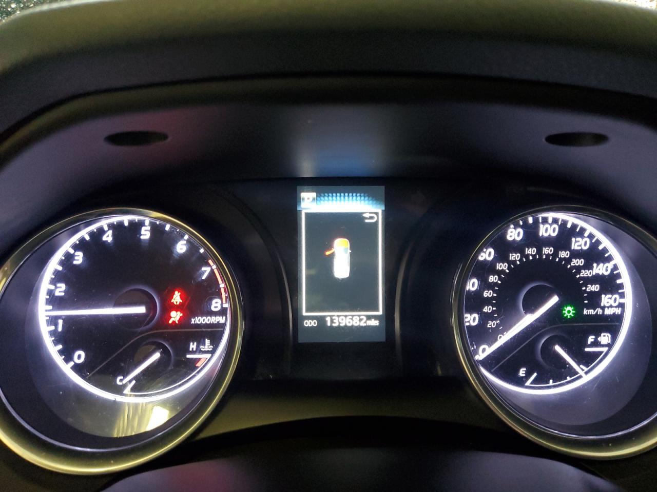 2020 Toyota Camry - Image 9