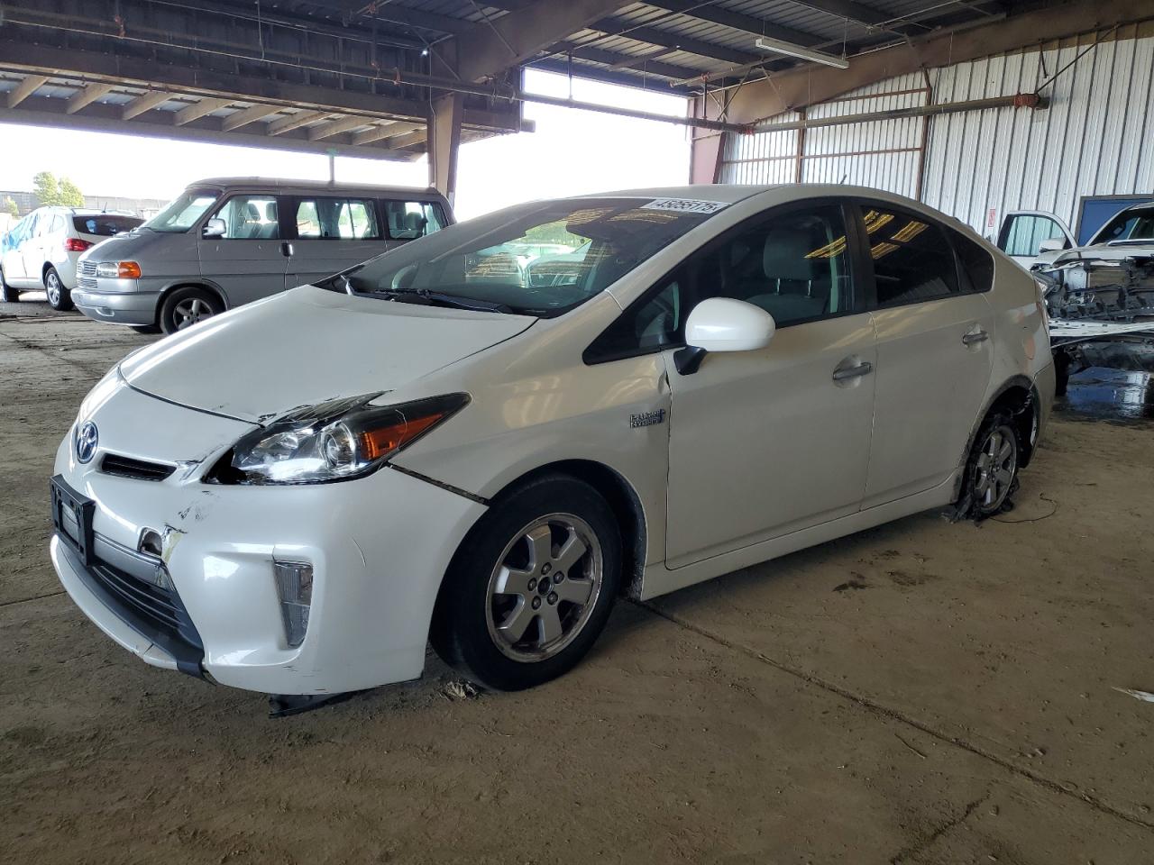 2015 Toyota Prius - Image 1