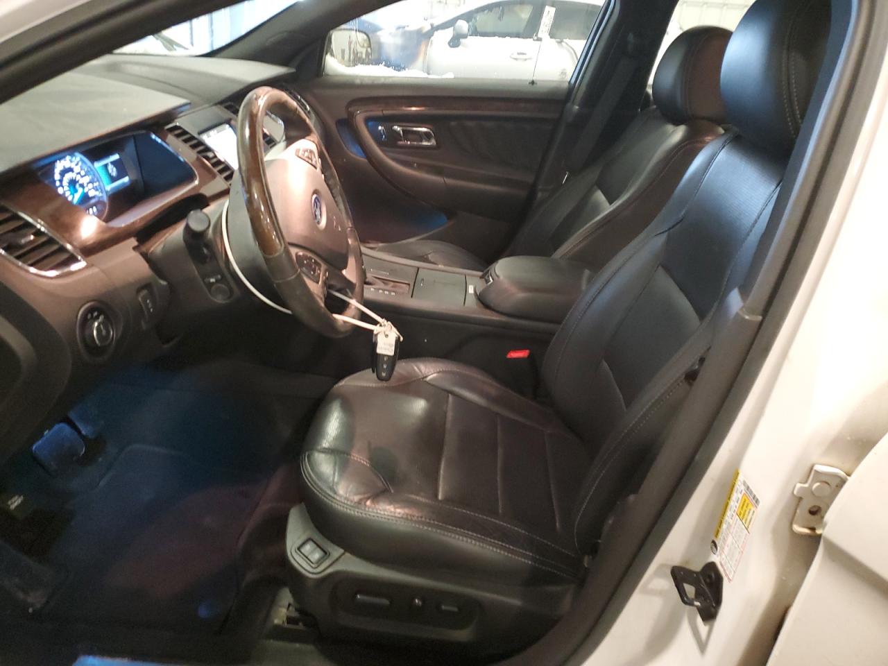 2016 Ford Taurus - Image 7