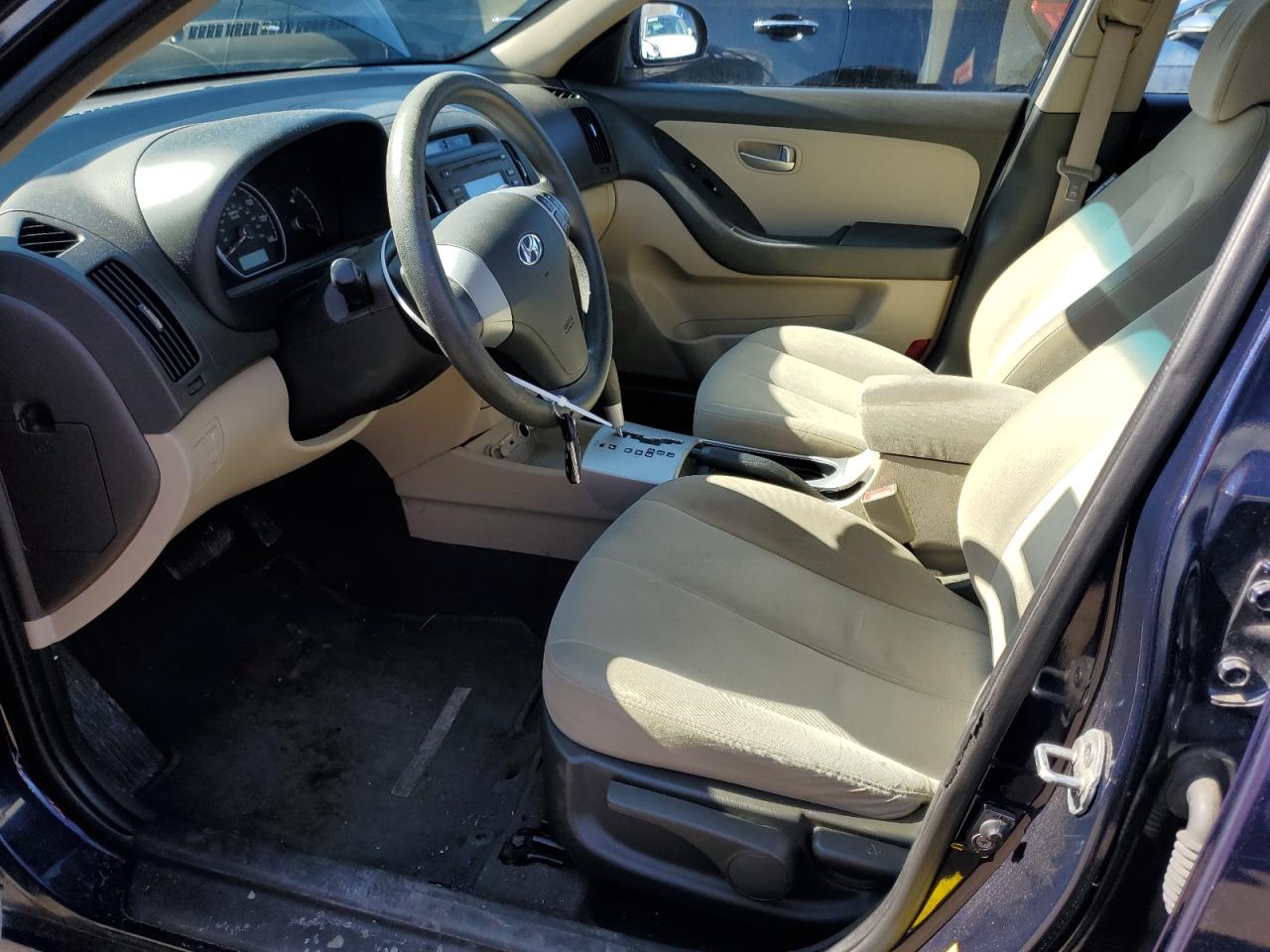 2009 Hyundai Elantra - Image 7