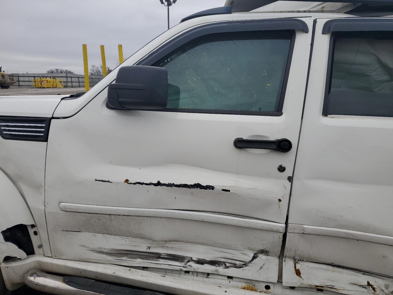 2007 Dodge Nitro - Image 7