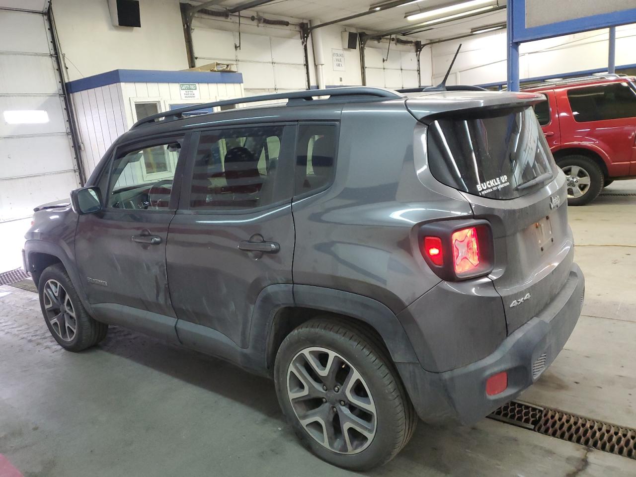 2016 Jeep Renegade - Image 2