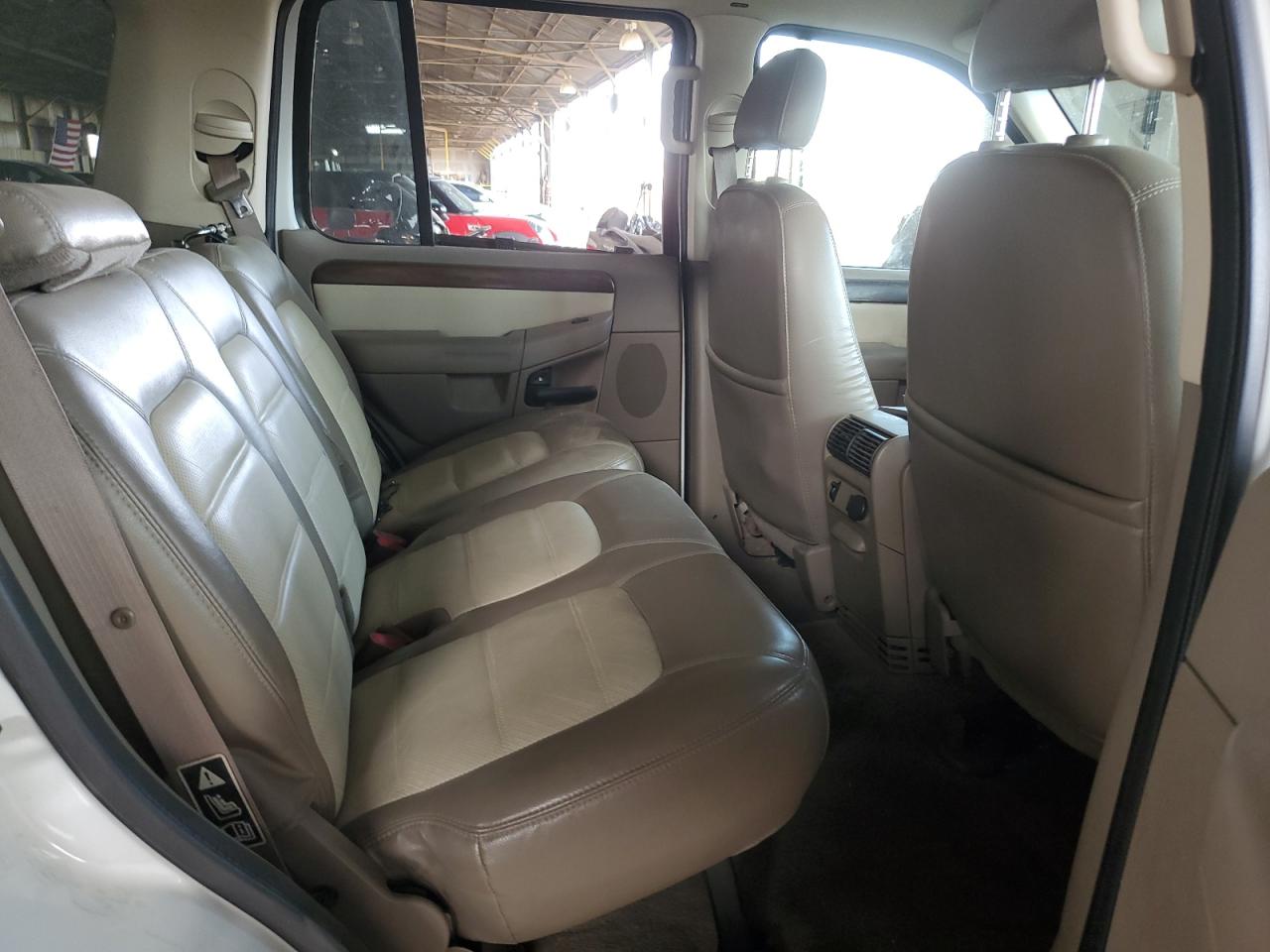 2002 Ford Explorer - Image 11