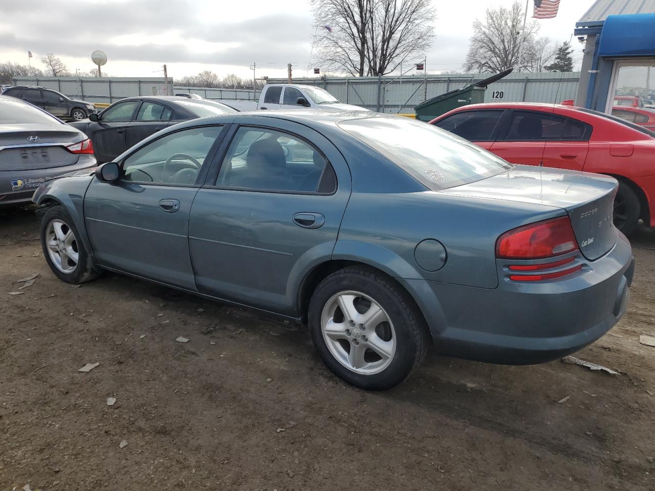 2006 Dodge Stratus - Image 2