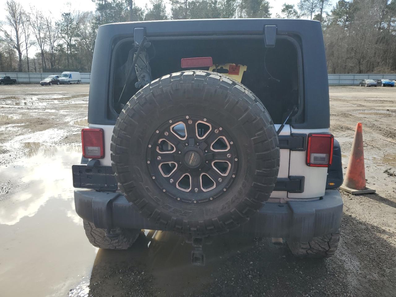 2012 Jeep Wrangler - Image 6