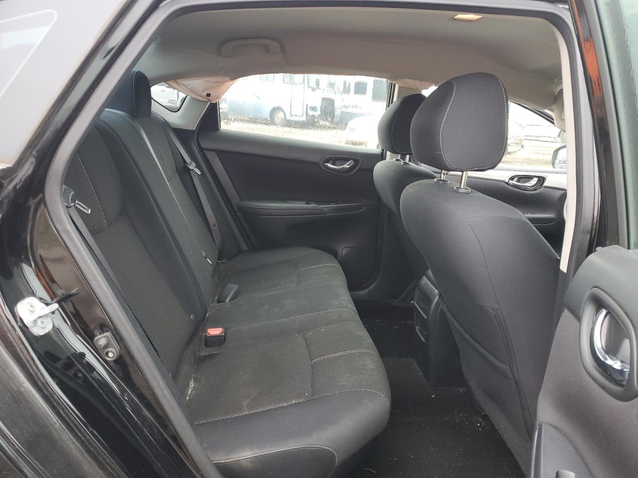 2016 Nissan Sentra - Image 10