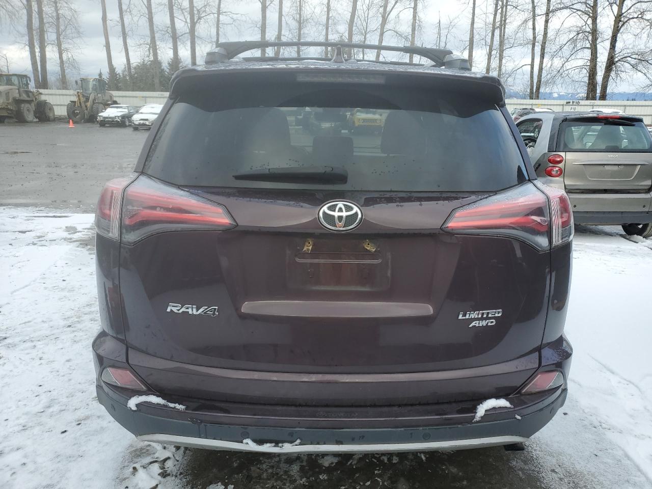 2016 Toyota RAV 4 - Image 6